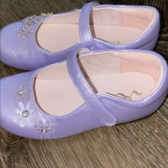 Nina Lavender daisy girl Dress Shoes with Floral Accents size 8 - Picture 3 of 5